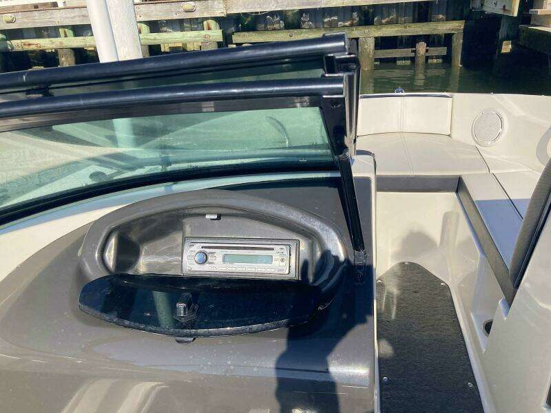 2012 Sea Ray 190 Sport