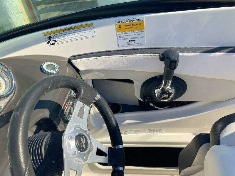 2012 Sea Ray 190 Sport