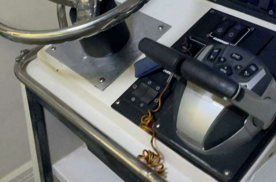 1990 Wellcraft Scarab 30 Cuddy