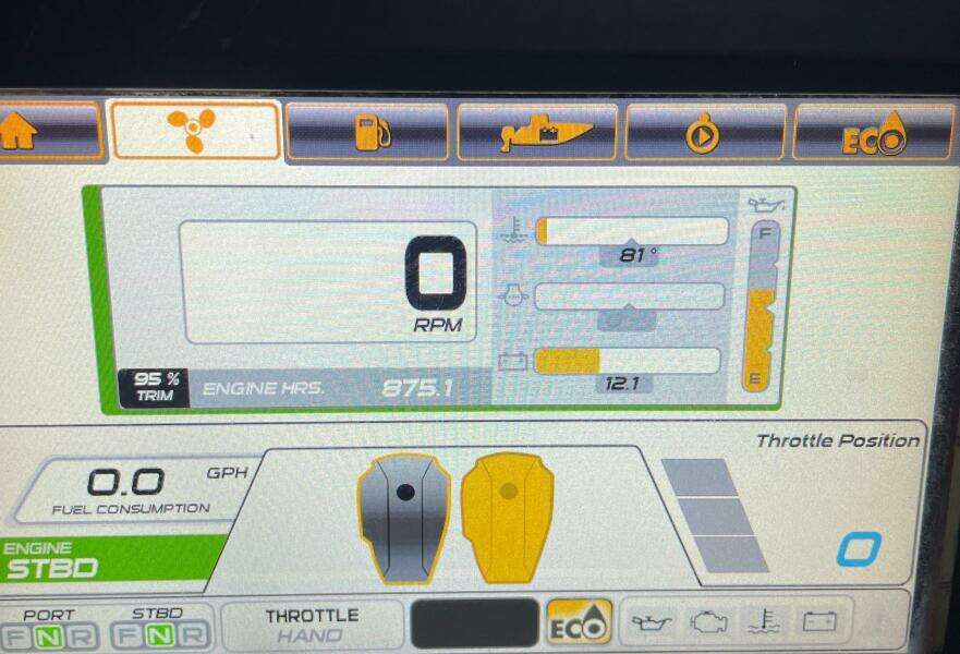 1990 Wellcraft Scarab 30 Cuddy