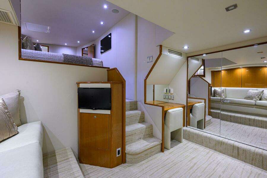 2004 Viking 65 Enclosed Bridge w/Tower