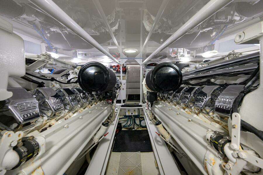 2004 Viking 65 Enclosed Bridge w/Tower