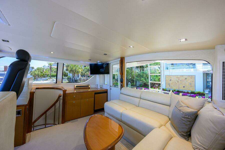 2004 Viking 65 Enclosed Bridge w/Tower