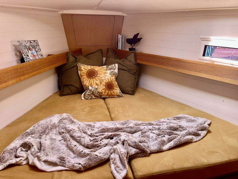 2011 Bavaria 36 Cruiser