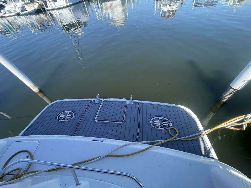 2005 Monterey 322 Cruiser