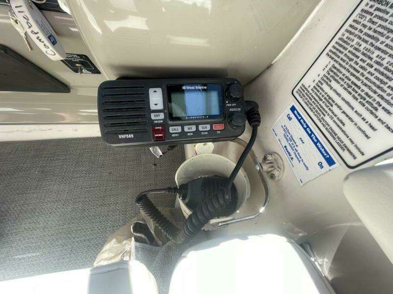 2005 Monterey 322 Cruiser