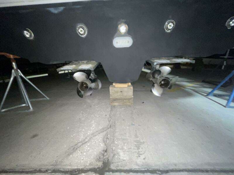 2010 Sea Ray 450 Sundancer