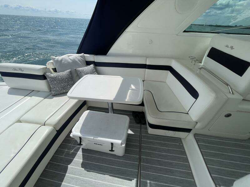 2010 Sea Ray 450 Sundancer