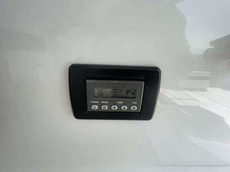 2010 Sea Ray 450 Sundancer