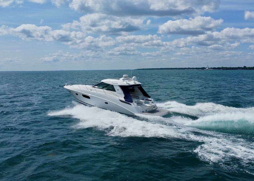 2010 Sea Ray 450 Sundancer
