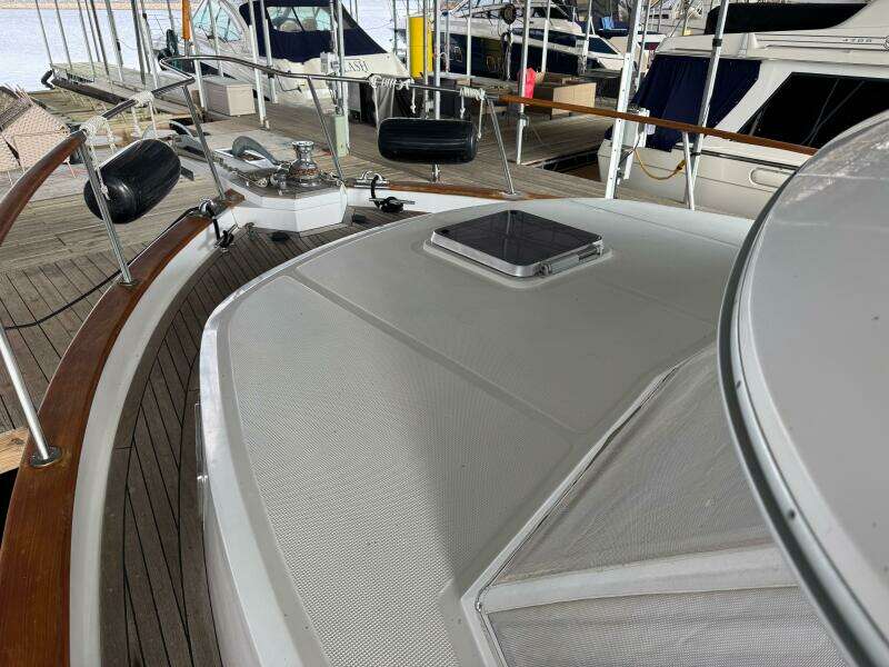 11 1991 Ocean Alexander 456 Knot Yet Bow Decks