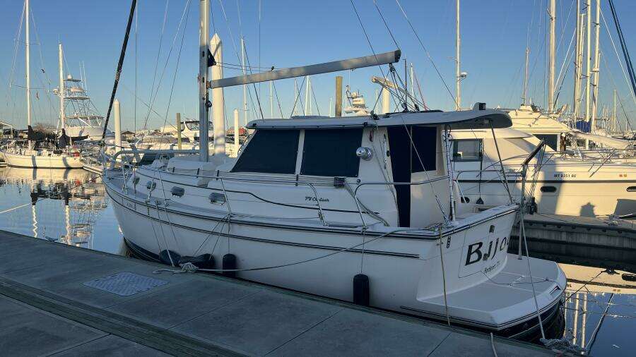 2008 Island Packet PY Trawler / Motorsailer