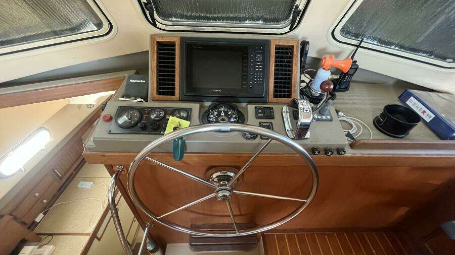 2008 Island Packet PY Trawler / Motorsailer
