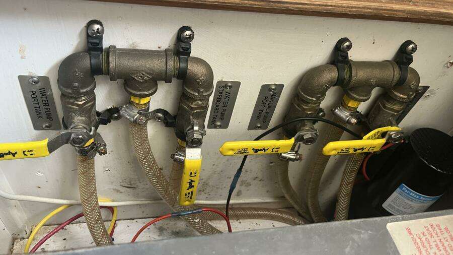 2008 Island Packet PY Trawler / Motorsailer