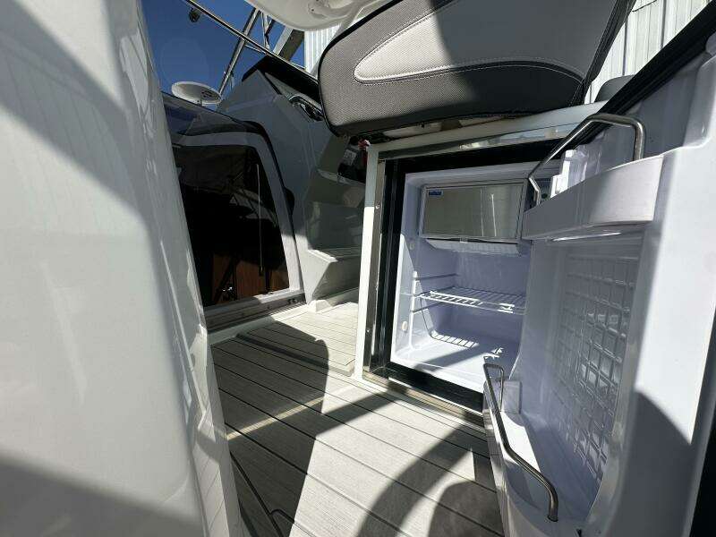 2024 Jeanneau 9.0 Leader