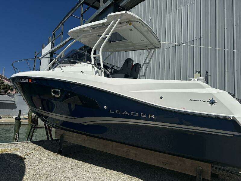 2024 Jeanneau 9.0 Leader