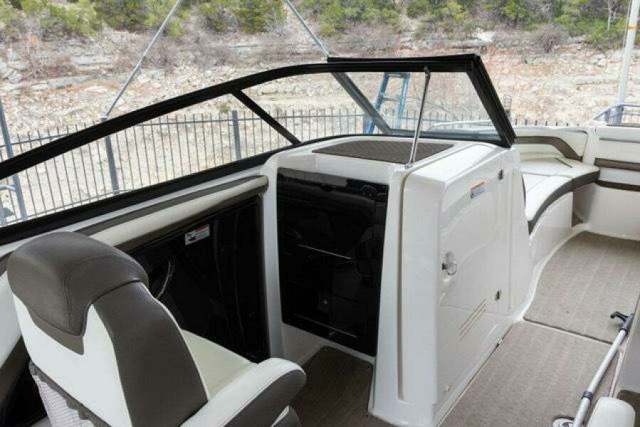 2016 Yamaha Boats 242 Limited E-Series