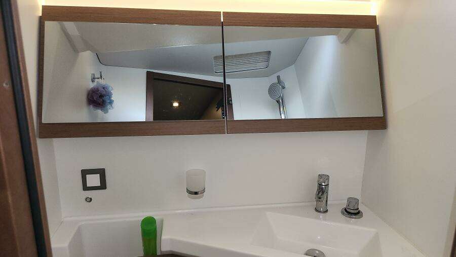 Beneteau Oceanis 46.1