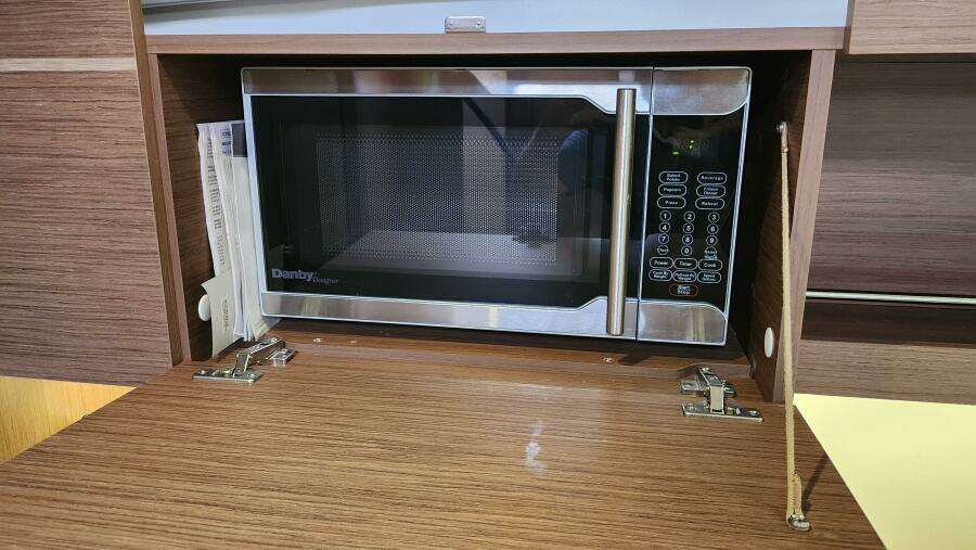 Beneteau Oceanis 46.1