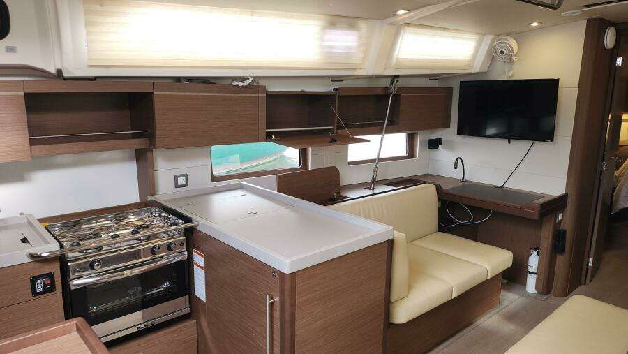 Beneteau Oceanis 46.1
