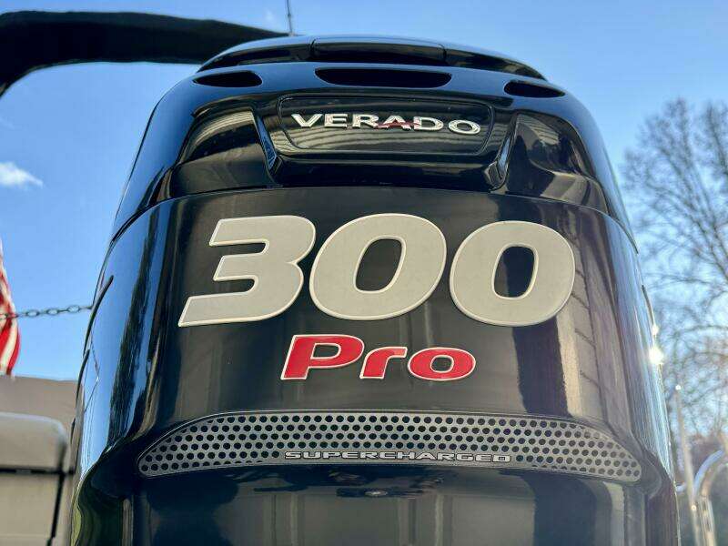 2016 Harris Grand Mariner 250 SLEC Tritoon