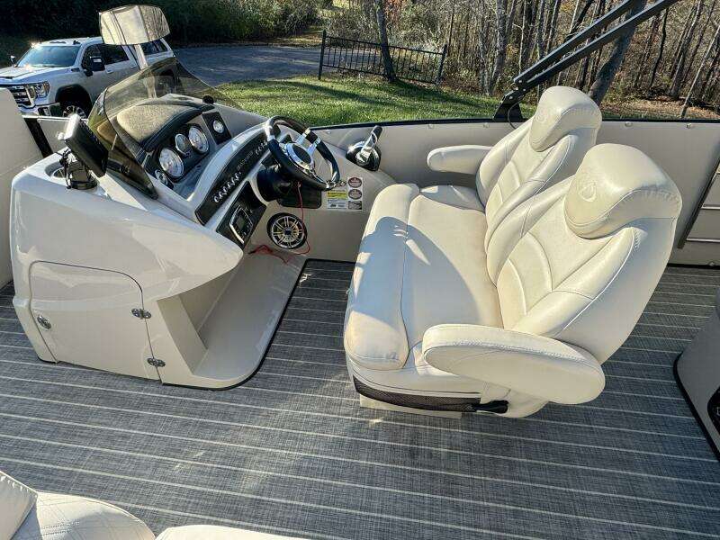 2016 Harris Grand Mariner 250 SLEC Tritoon