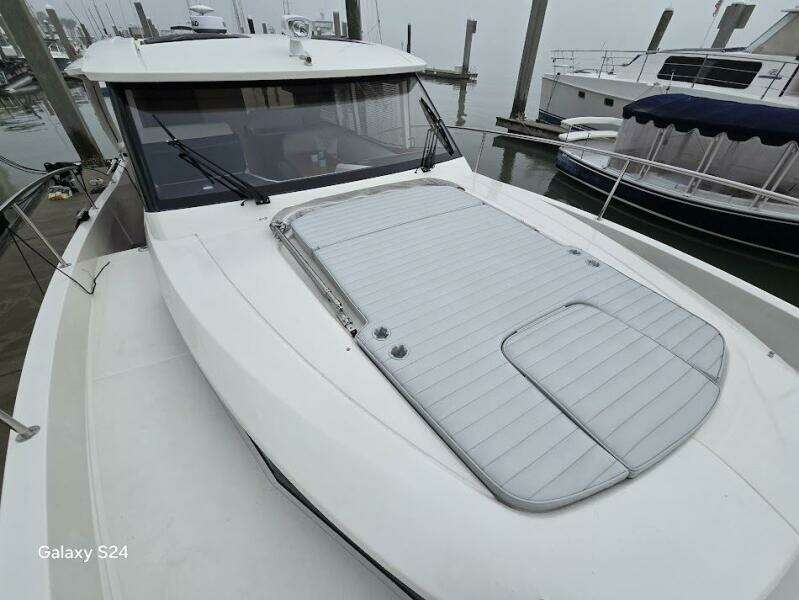 2022 Greenline 39 Hybrid