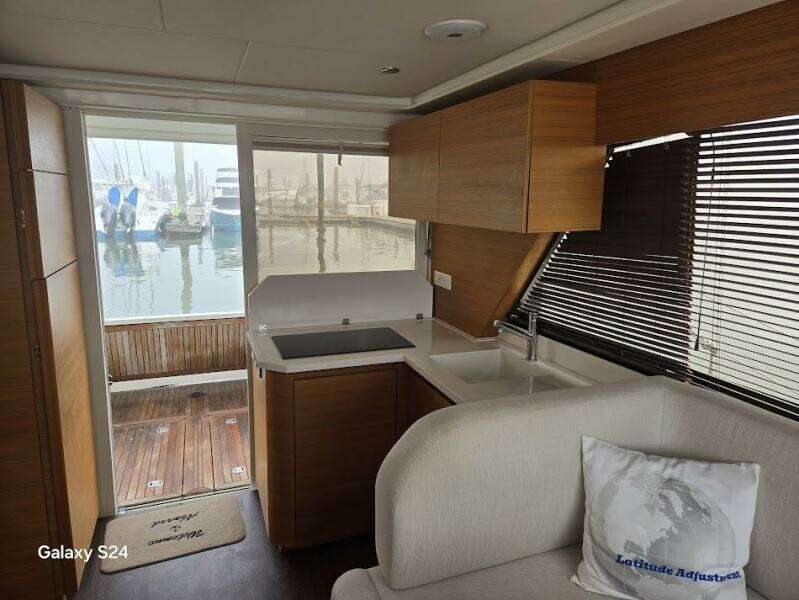 2022 Greenline 39 Hybrid