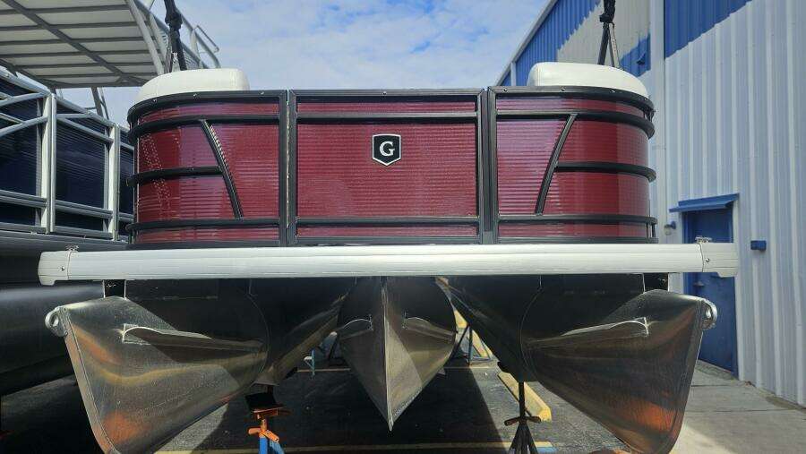 2024 Godfrey Sweetwater 2286