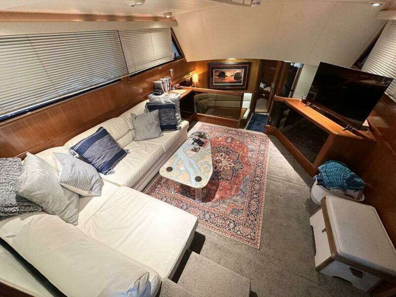 1989 Viking 44 Motor Yacht