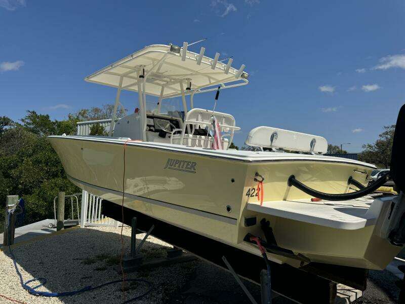 2006 Jupiter 31 CC Forward Seating