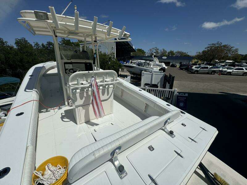 2006 Jupiter 31 CC Forward Seating