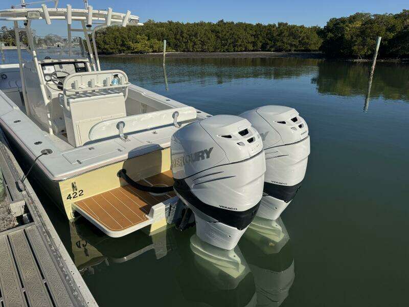 2006 Jupiter 31 CC Forward Seating