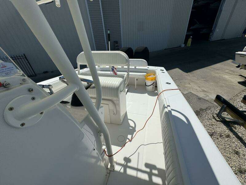 2006 Jupiter 31 CC Forward Seating