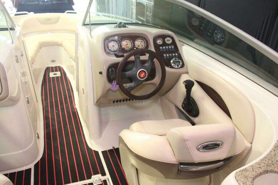 2006 Chaparral 256 SSi