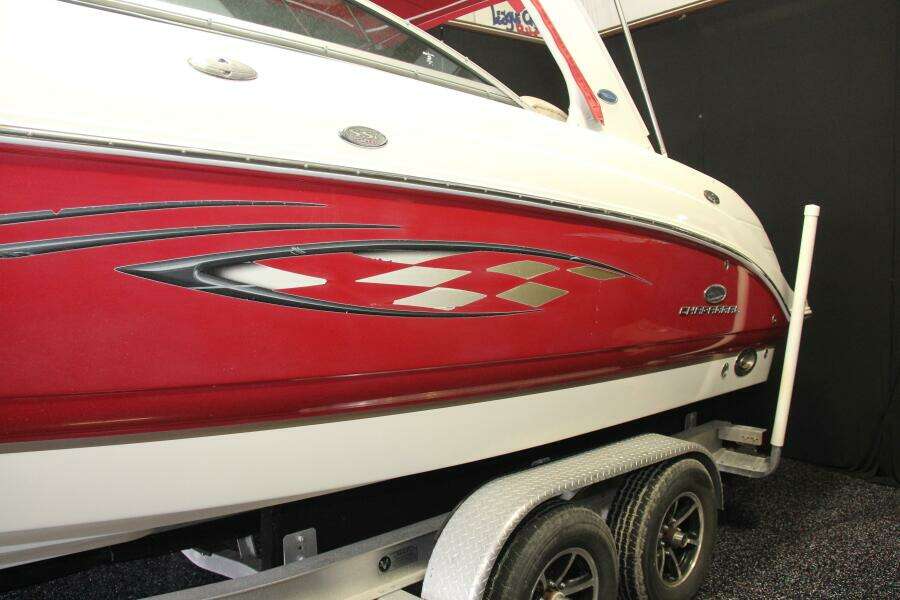 2006 Chaparral 256 SSi