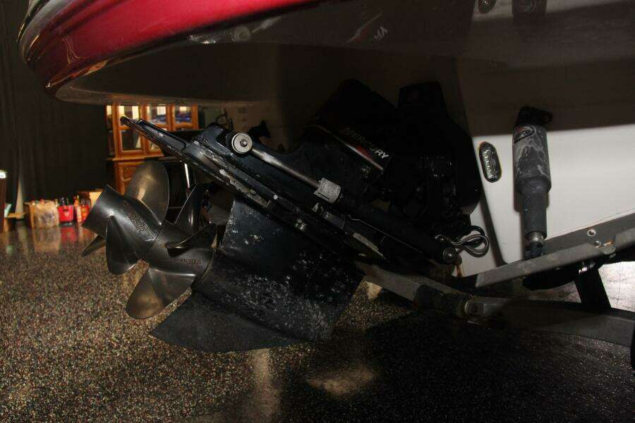 2006 Chaparral 256 SSi