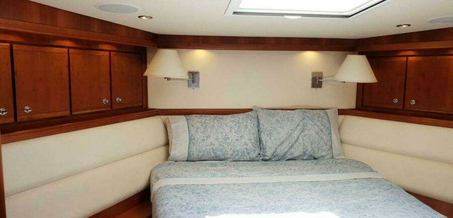 2006 Bertram Sport Fish