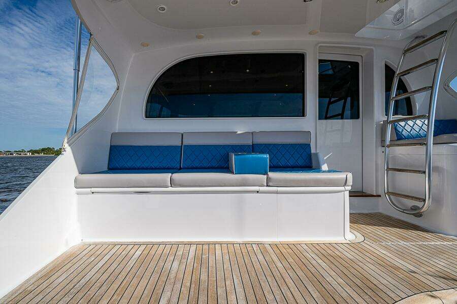 2017 F&S Cusotm Express Sportfish