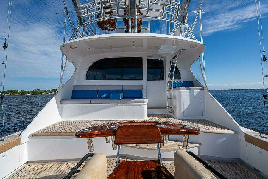 2017 F&S Cusotm Express Sportfish