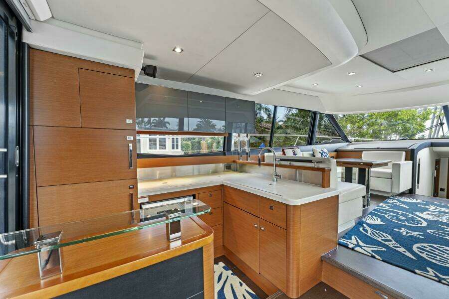 2013 Prestige 550 Flybridge Never Enough