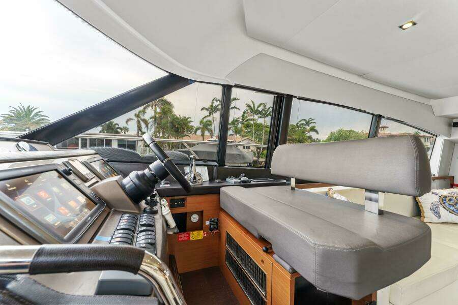 2013 Prestige 550 Flybridge Never Enough