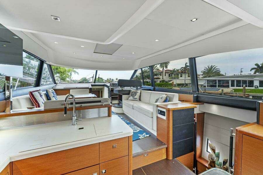 2013 Prestige 550 Flybridge Never Enough