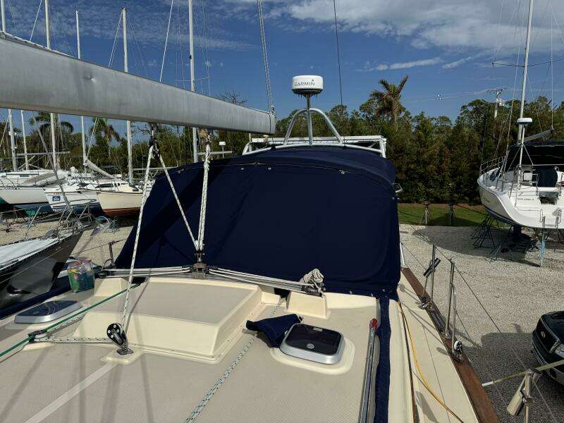 1999 Island Packet 45