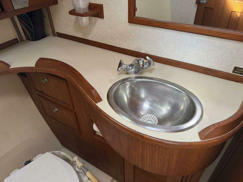 1999 Island Packet 45