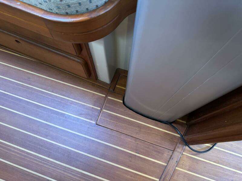 1999 Island Packet 45