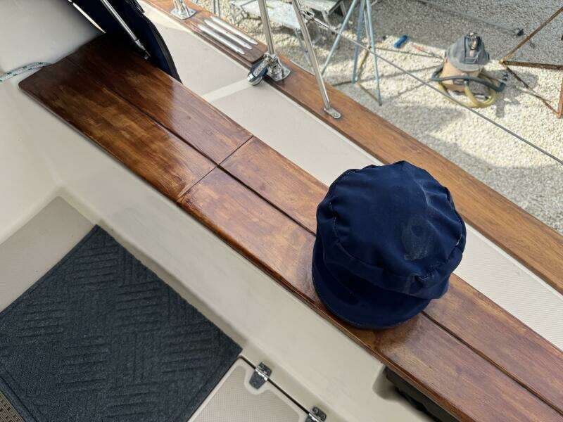 1999 Island Packet 45