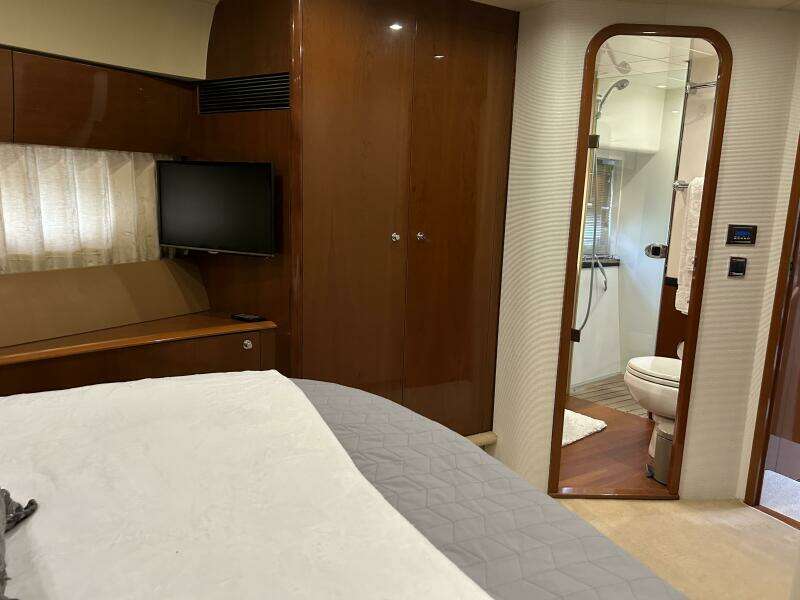 2008 Princess 67 Flybridge