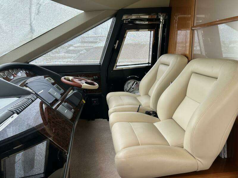 2008 Princess 67 Flybridge