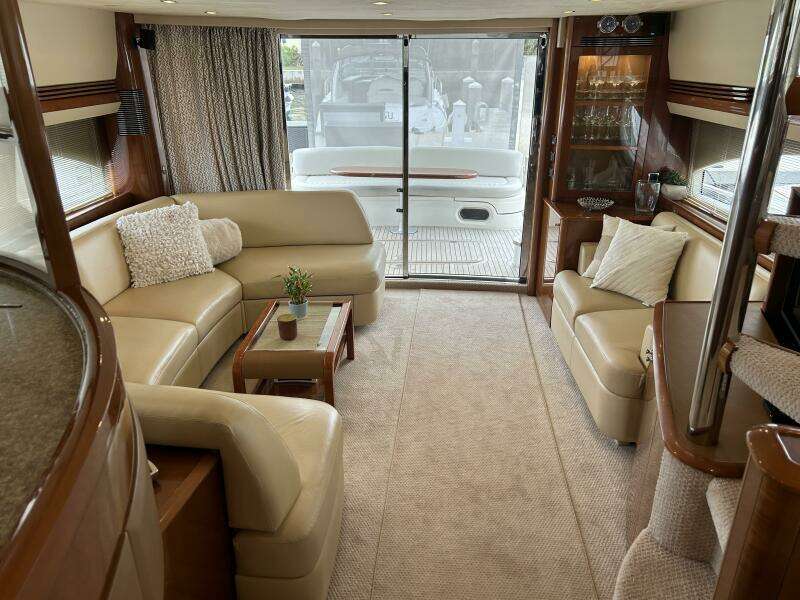 2008 Princess 67 Flybridge